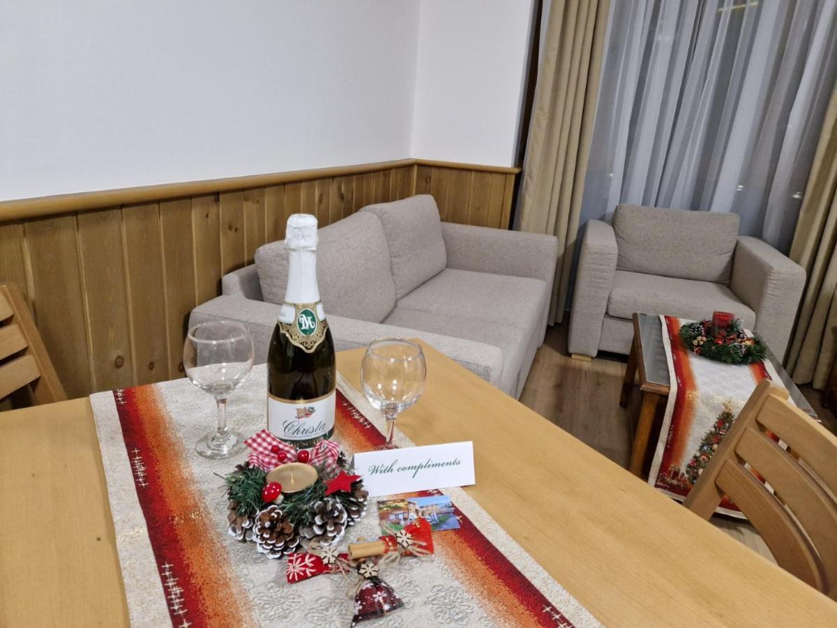 Pirin Golf Private Apartments & Studios ราซล็อก ภายนอก รูปภาพ
